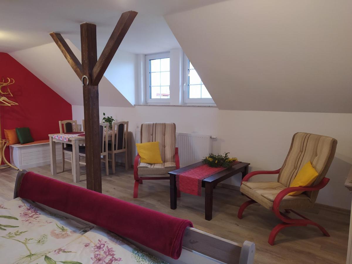 Podkrovní apartmán Pololáň u rybníka Nová Ves Exterior foto